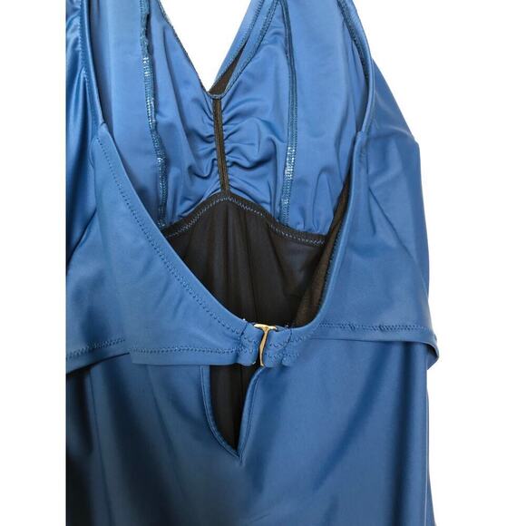 Motherhood Bounceback One-piece Swimsuit Shaping Slimming Green Size: M Beach - Picture 8 of 12